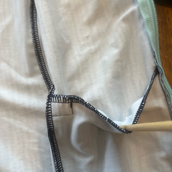 Peter Millar Women’s Blue Print Full Zip Sunblock SPF 50 Golf Swim Jacket M - Picture 9 of 13